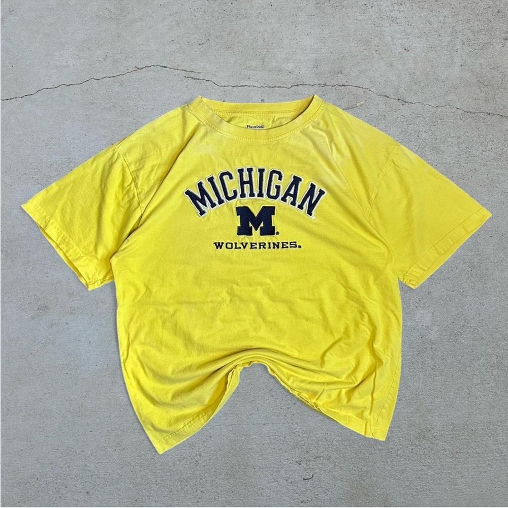 Yellow embroidered university of Michigan tee with light staining